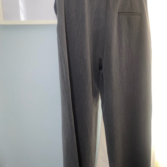 Djerf Avenue favorite pants in grey large - Picture 3 of 4